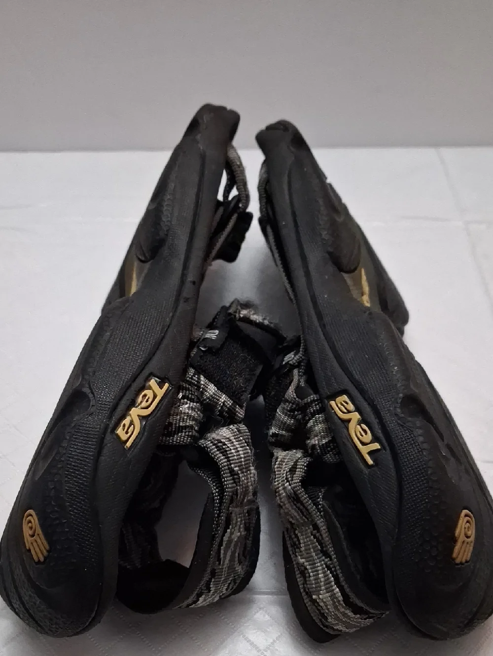 Teva Size 10 Men's Sandals with Gray Patterned Velcro Straps With Black Sole.